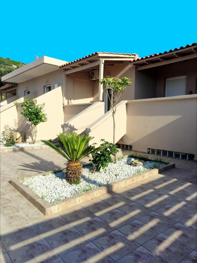 # 6 Giorgos & Chara Apartments Nea Kydonia  Экстерьер фото