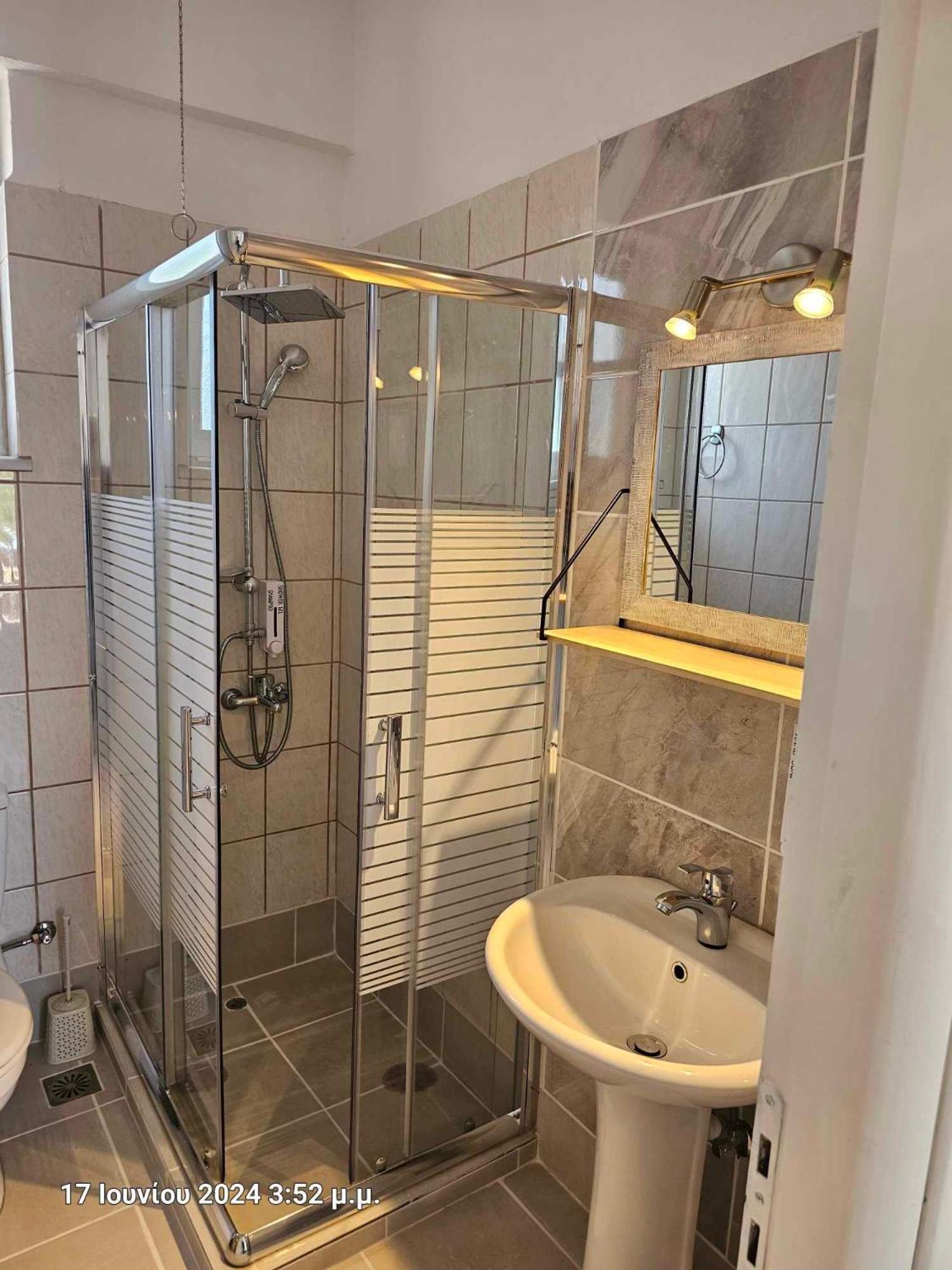 # 6 Giorgos & Chara Apartments Nea Kydonia  Экстерьер фото